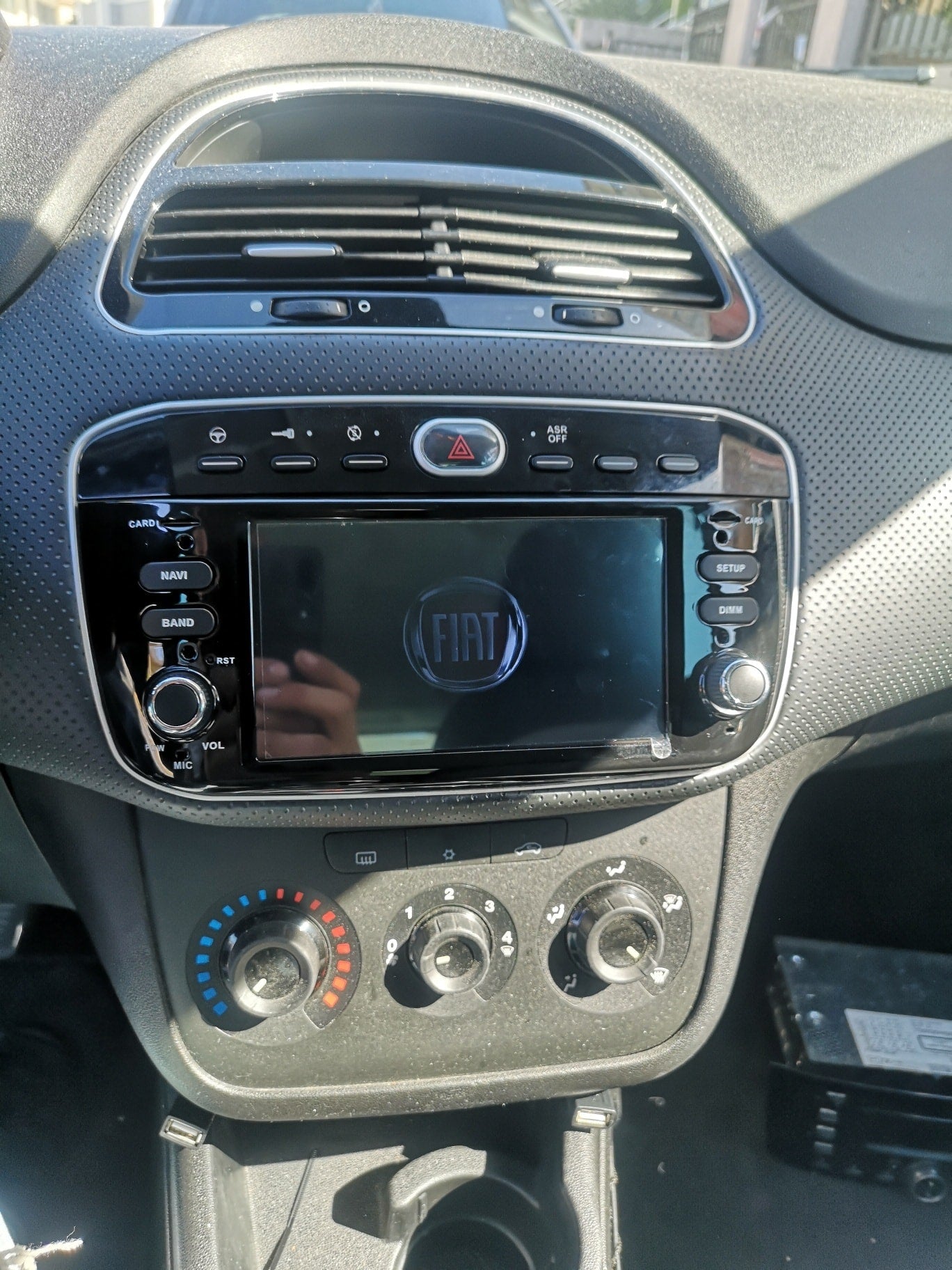 Fiat Línea | 2012-2015 | Pantalla de Android