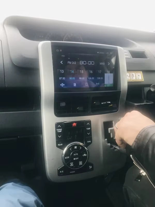 Toyota Noah | 2007-2013 | Android Screen |