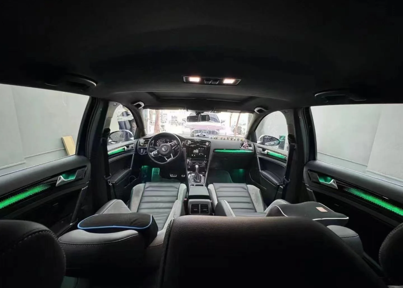 Volkswagen Golf | MK7 | Ambient Lighting